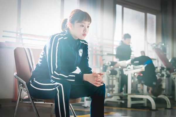 Lee Sung-kyung 3