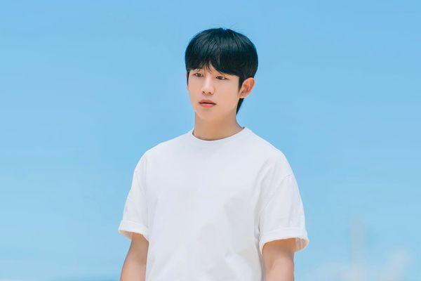 Jung Hae-in 1
